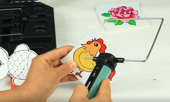 Outil de Mini Hot Wire Foam Cutting pour le travail manuel d'enfants de jardin d'enfants