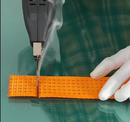 Coupeur chaud tenu dans la main de tissu de tissu de corde de refroidissement à l'air électrique
