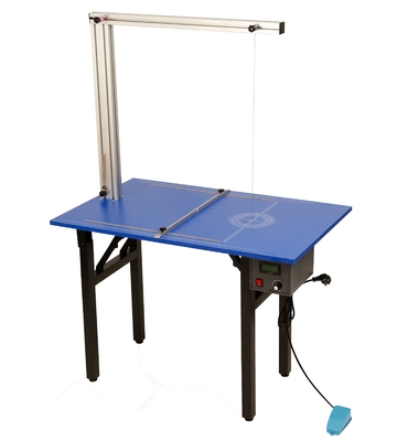 découpeuse de fil de mousse de 160W 110V-240V avec des jambes de Tableau en métal